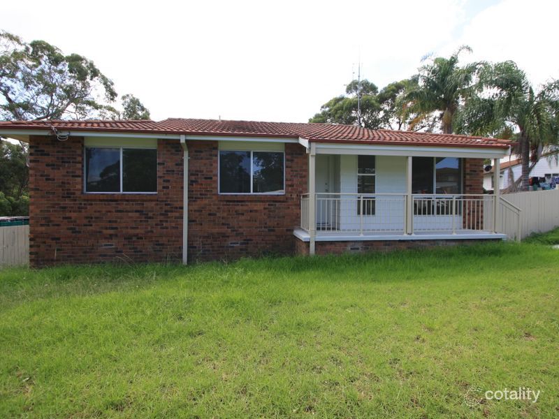 4 Willai St, Bolton Point, NSW 2283