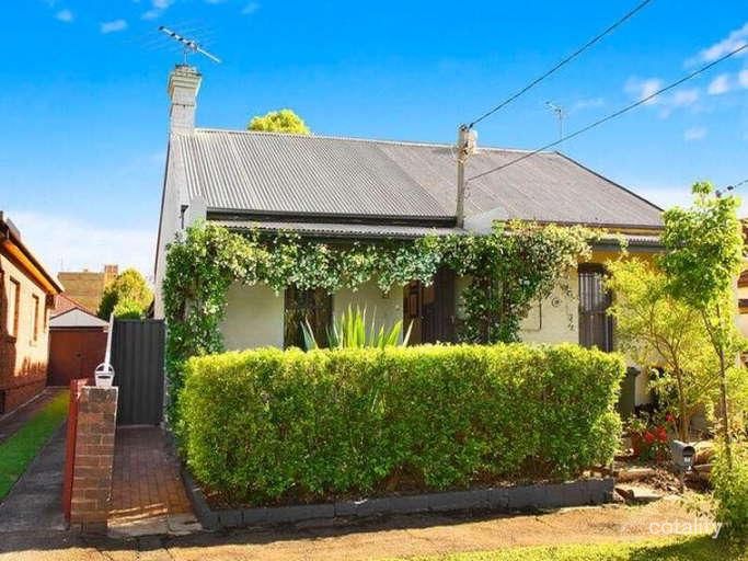 21 Carrington St, Granville, NSW 2142