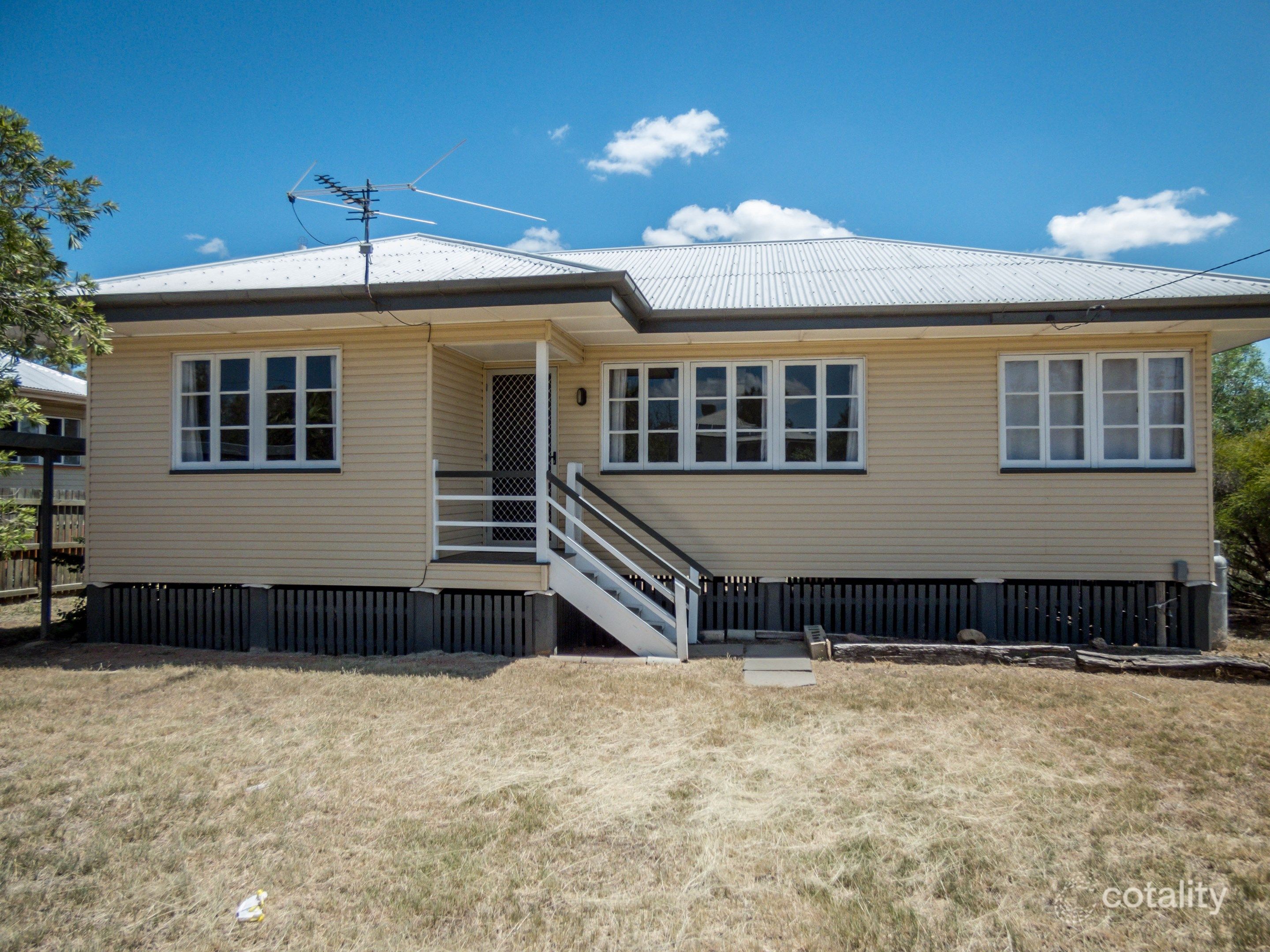 9 Fowles St, Roma, QLD 4455
