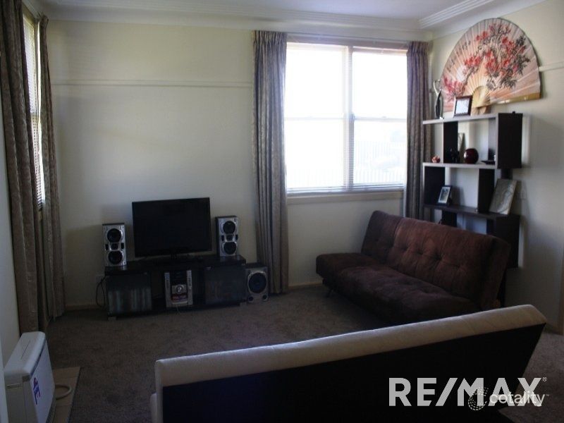 23 Anzac Ave, Junee, NSW 2663