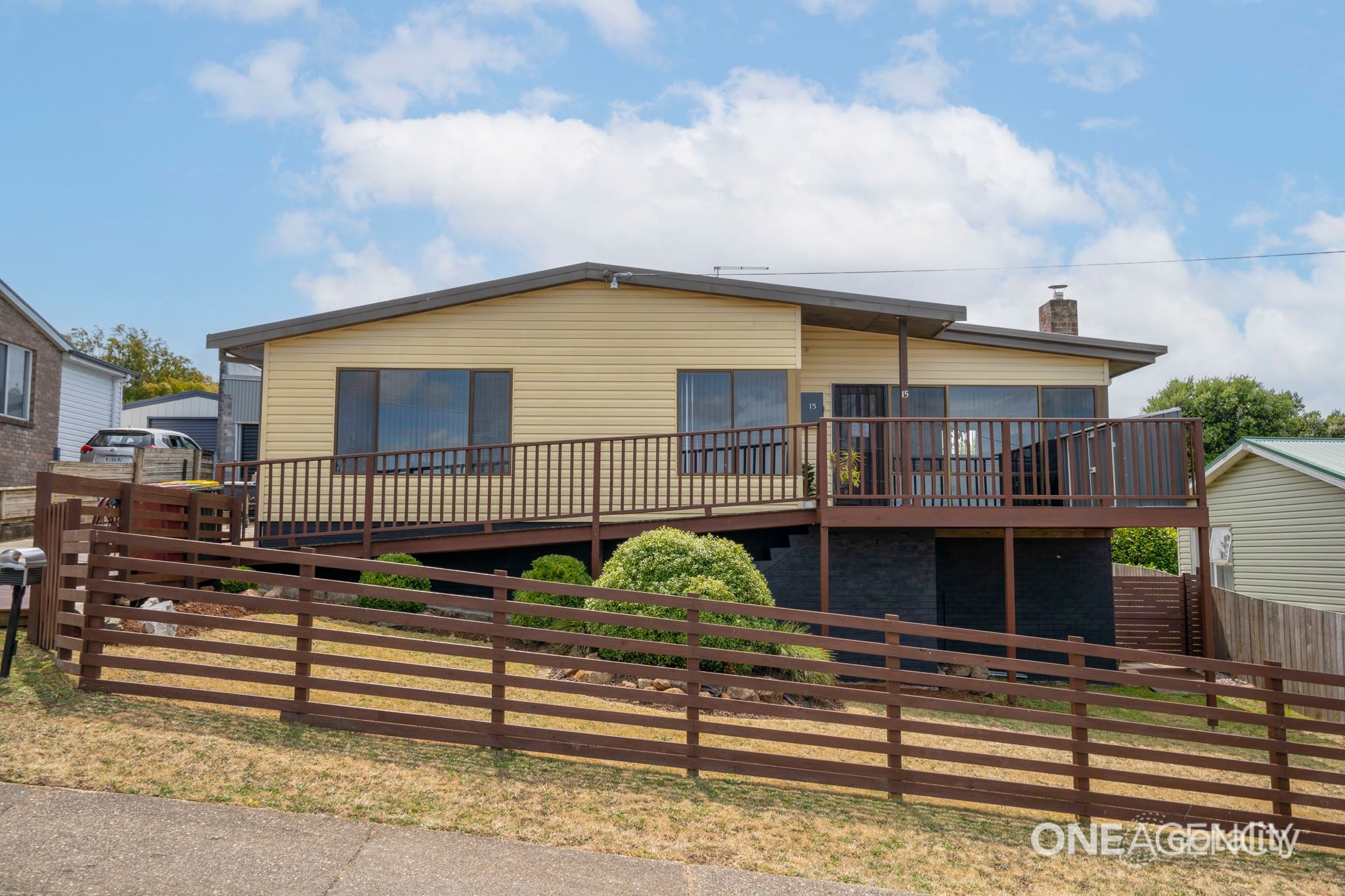 15 Woodward Ave, Hillcrest, TAS 7320