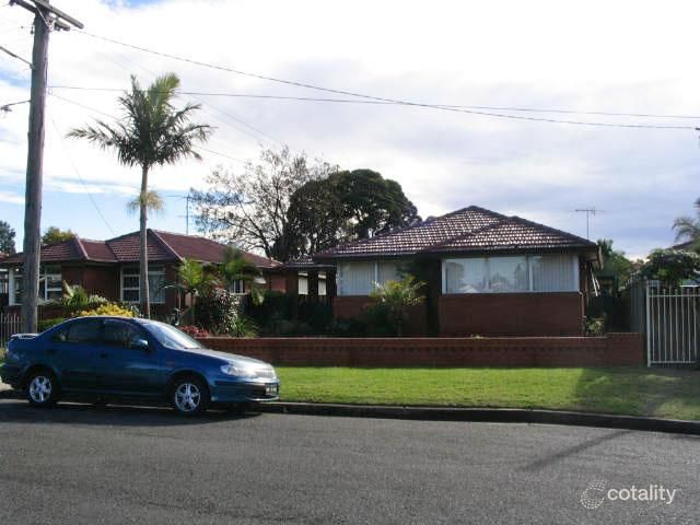 25 Tenella St, Canley Heights, NSW 2166