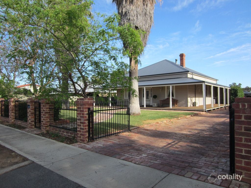 41 Main St, Cunderdin, WA 6407