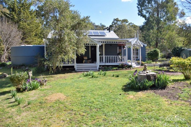 15 Goldies Rd, Swifts Creek, VIC 3896