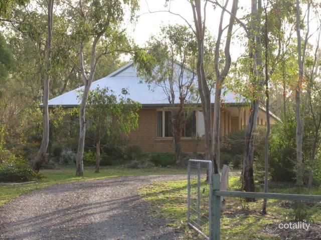 14 Mcginley Rd, Nanango, QLD 4615