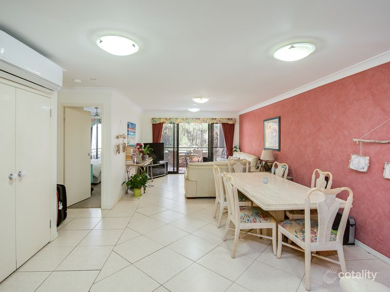E2/1 Great Hall Dr, Miami, QLD 4220