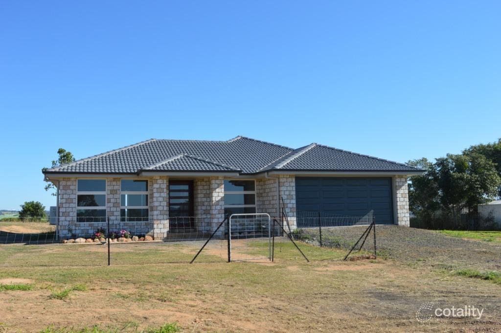 159 Lakes Dr, Laidley Heights, QLD 4341