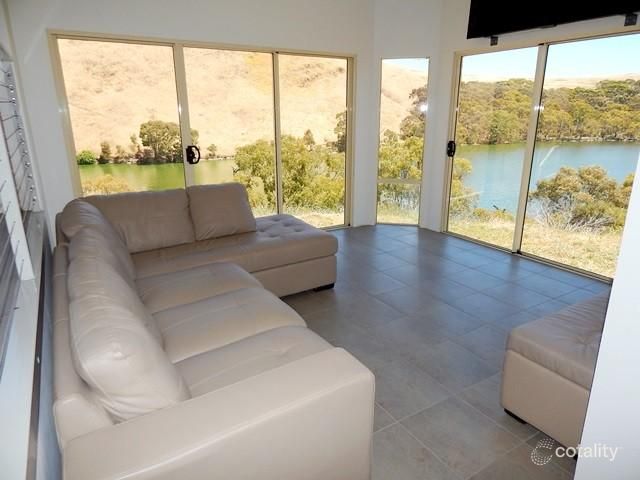 18 Sunrise Ct, Wirrina Cove, SA 5204