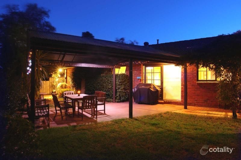 11 Trevena Cl, Rowville, VIC 3178