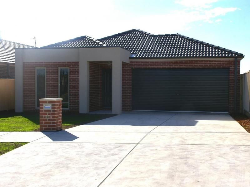 7 Horwood Dr, Canadian, VIC 3350