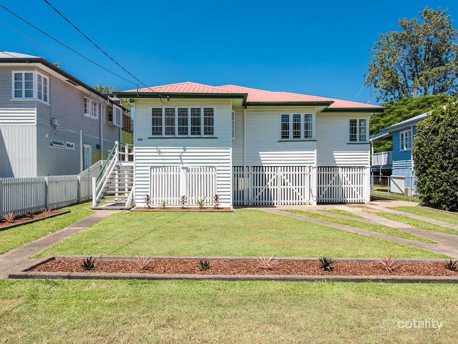 129 Morehead Ave, Norman Park, QLD 4170