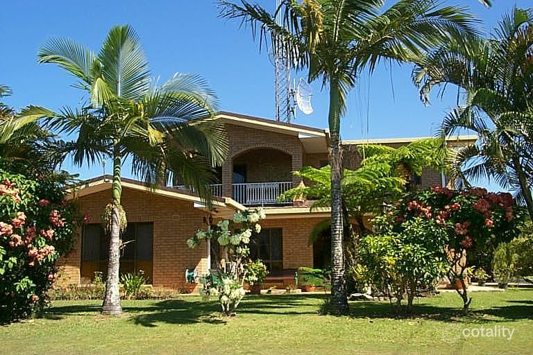 5 Sydney Smith St, Kurrimine Beach, QLD 4871