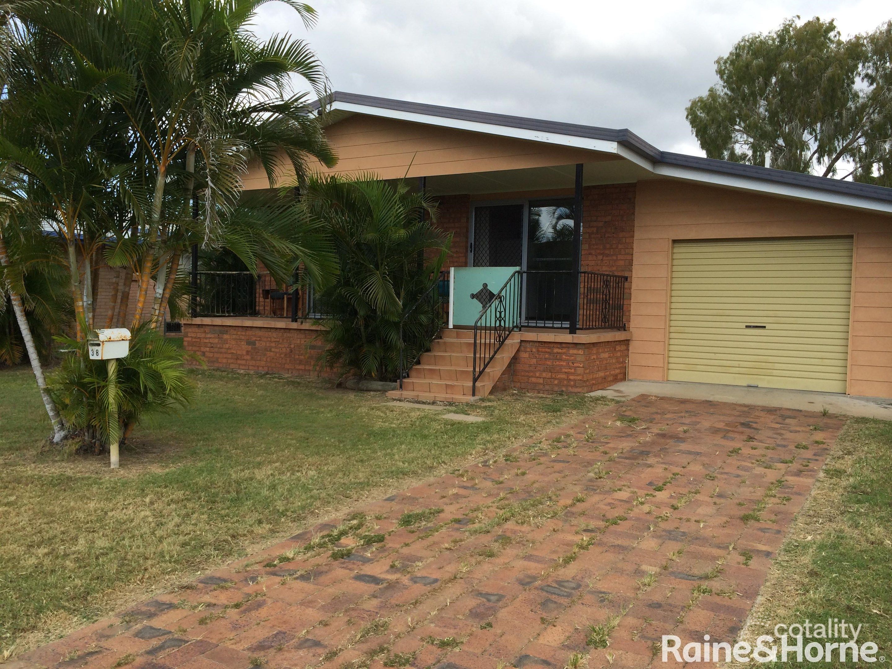 38 Shoreham St, Pialba, QLD 4655