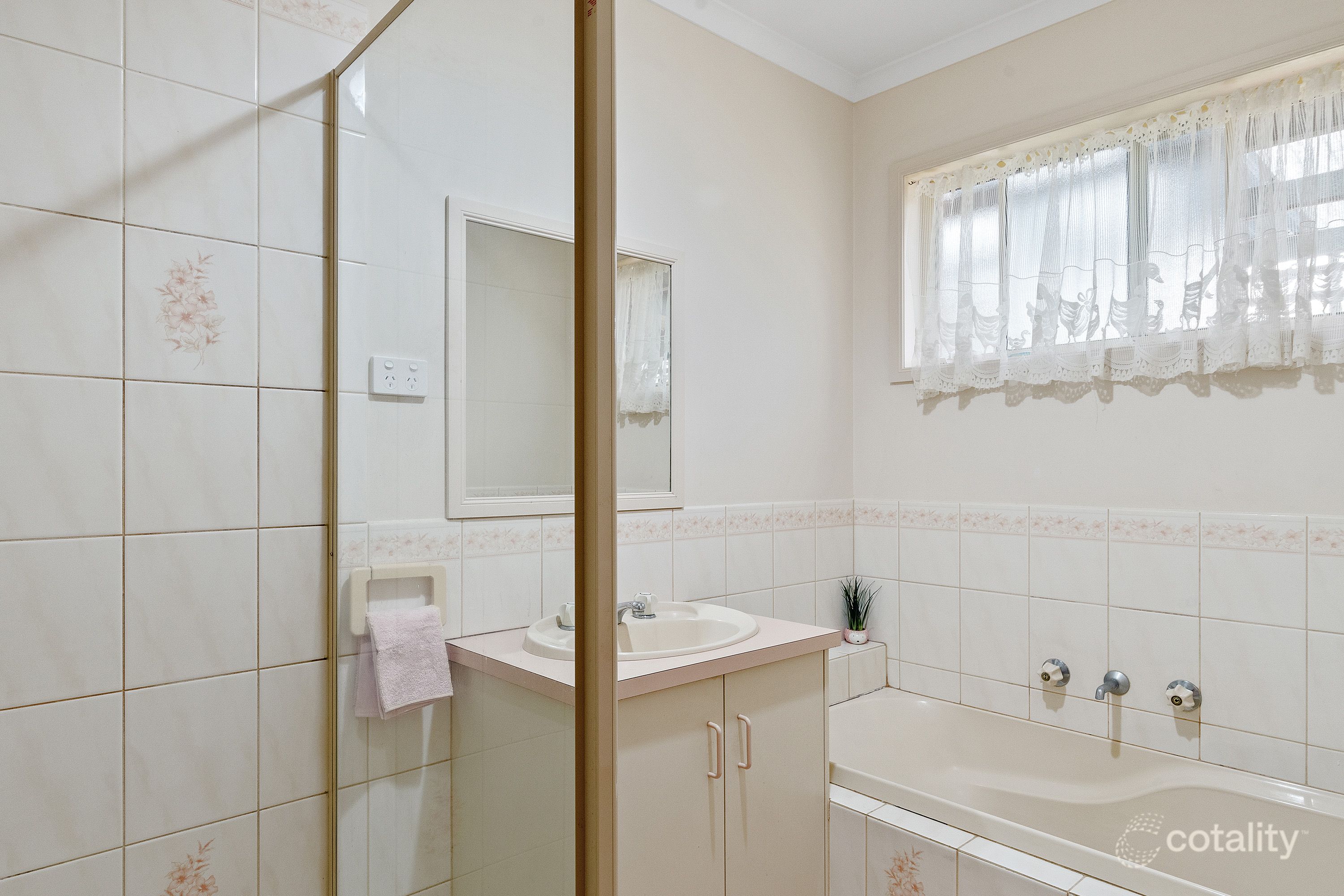 4 Druid Pl, Strathfieldsaye, VIC 3551