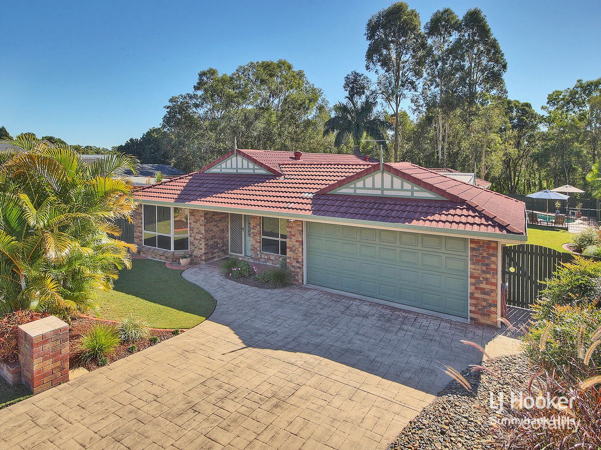 8 Silverdell Cres, Parkinson, QLD 4115
