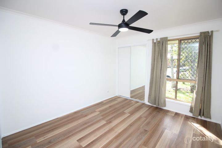 1/18 Orkney Pl, Labrador, QLD 4215