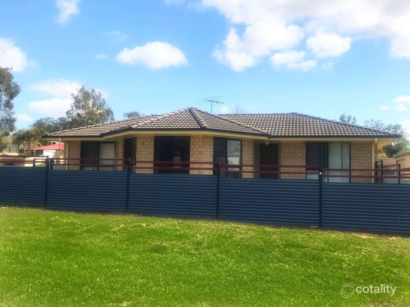 1 Jupiter St, Wulkuraka, QLD 4305