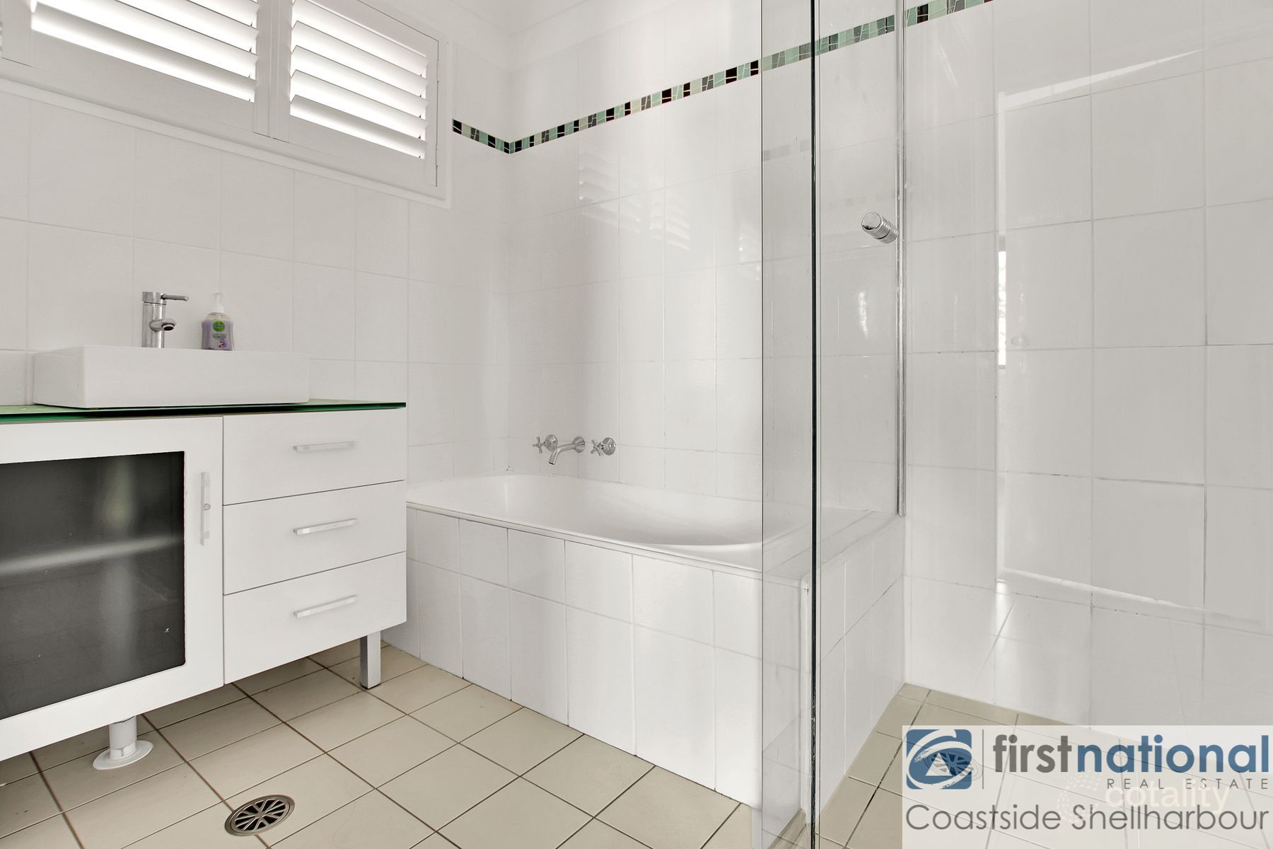 79 Ocean Beach Dr, Shellharbour, NSW 2529