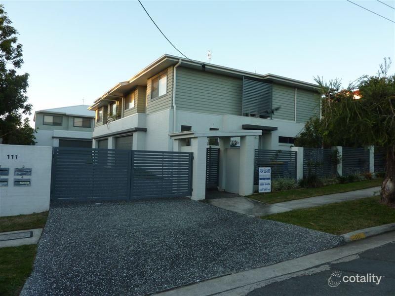 2/111 Pohlman St, Southport, QLD 4215