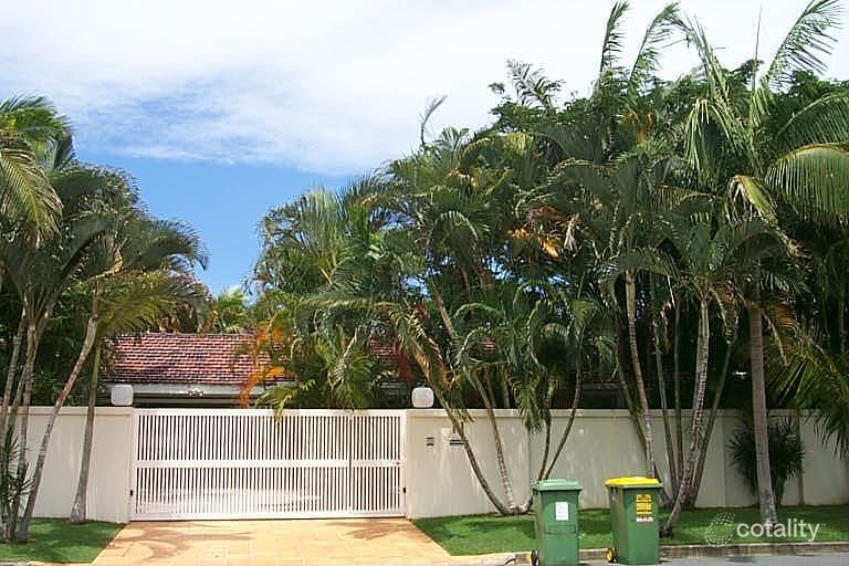 11 Buccaneer Ct, Surfers Paradise, QLD 4217