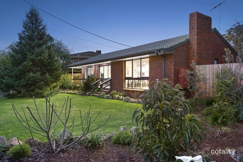 2 Somerset Dr, Mount Martha, VIC 3934
