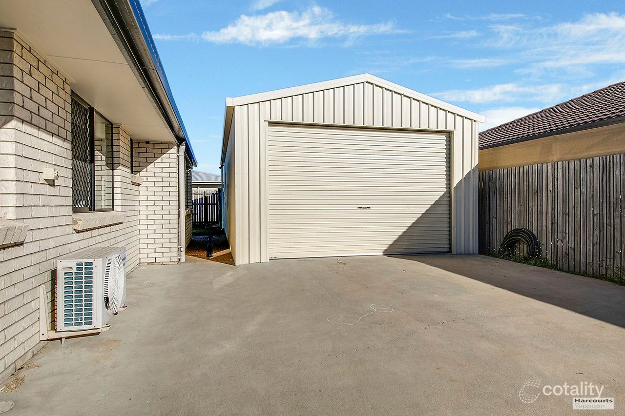 11 Riviera Way, Mulambin, QLD 4703