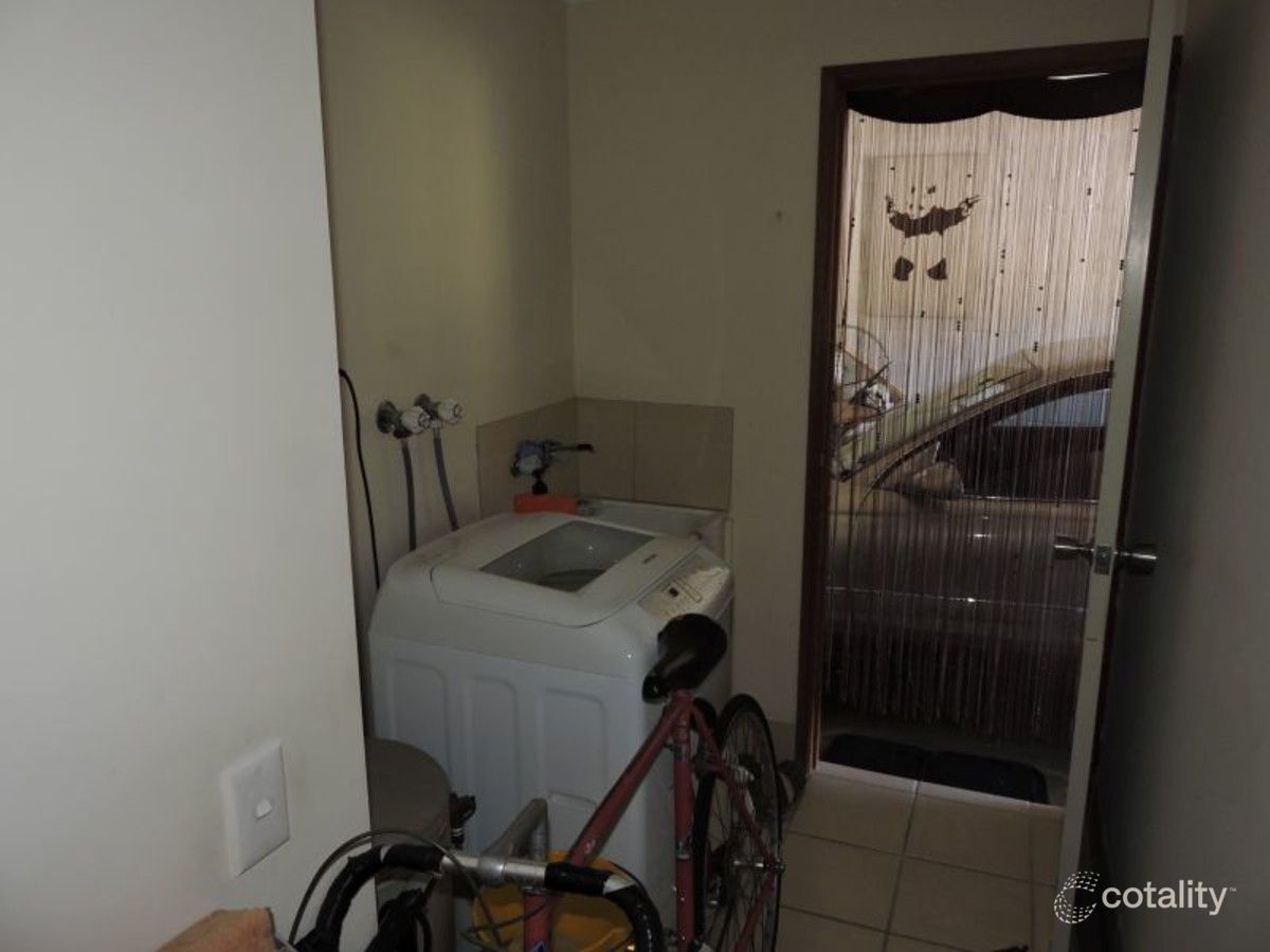 1/5 Galloway Dr, Ashmore, QLD 4214