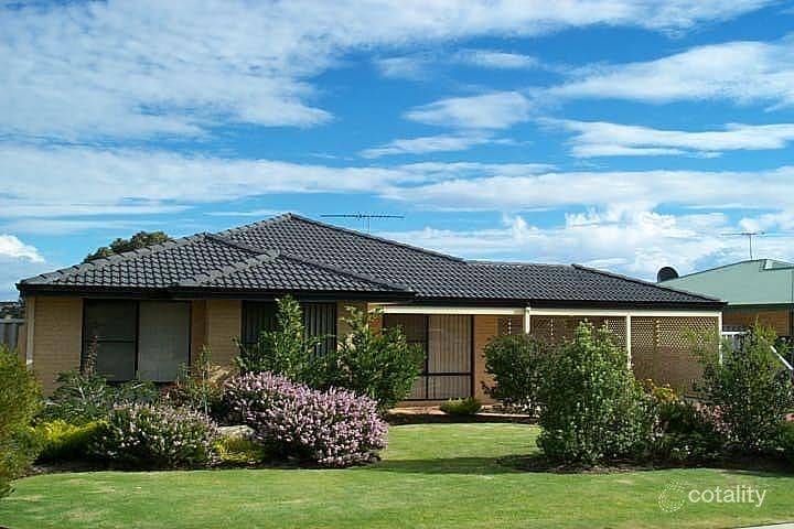 30 Bateson Hts, Clarkson, WA 6030