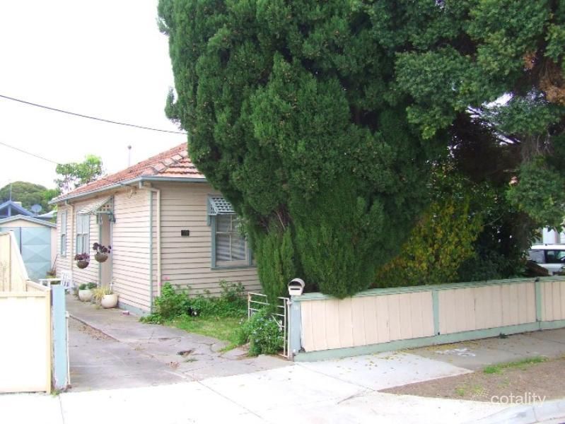 19 Pitt St, West Footscray, VIC 3012