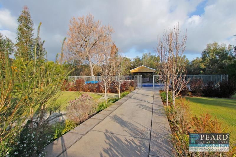 63 Newbold Rd, Casuarina, WA 6167
