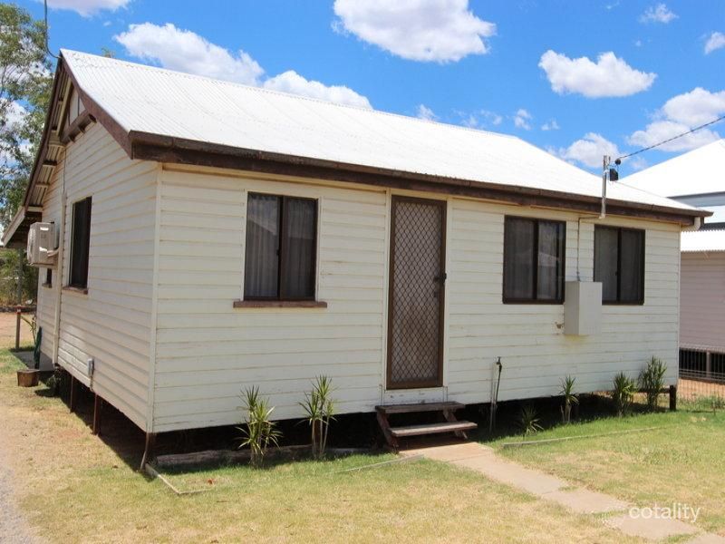 142 Alfred St, Charleville, QLD 4470