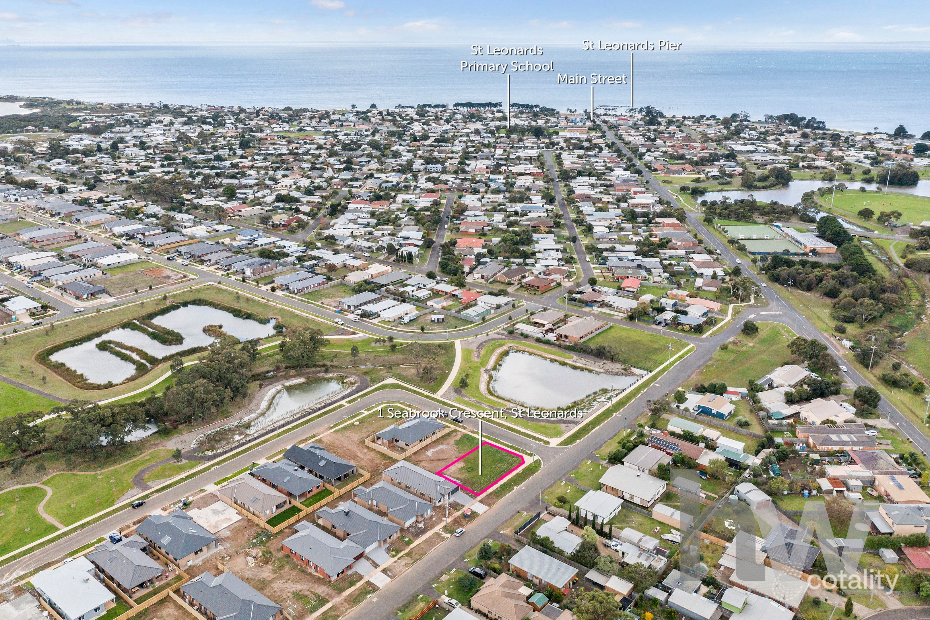 1 Seabrook Cres, St Leonards, VIC 3223