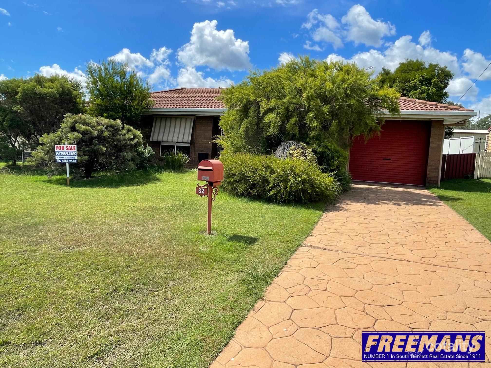 32 Bunker Ave, Nanango, QLD 4615
