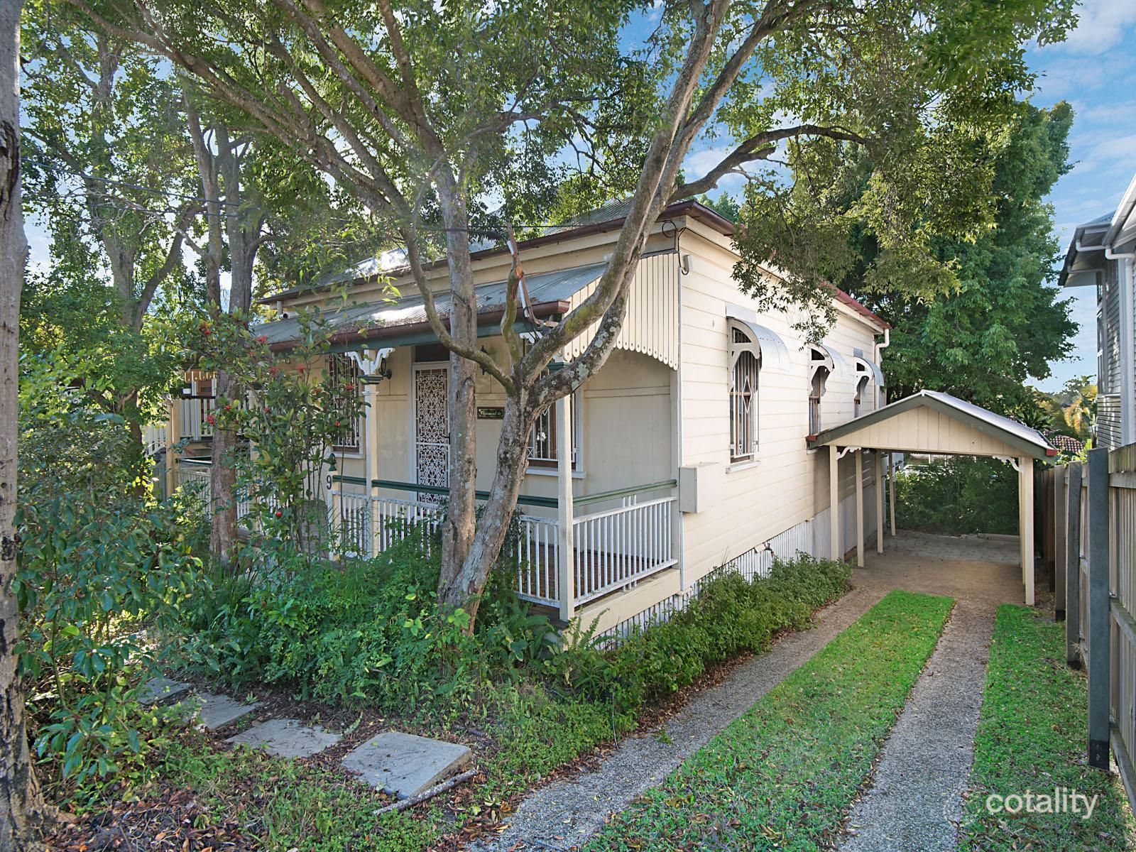 9 Claremont St, Red Hill, QLD 4059