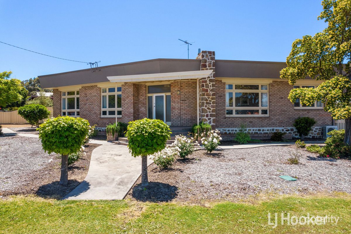 22 Carma Ave, Collie, WA 6225