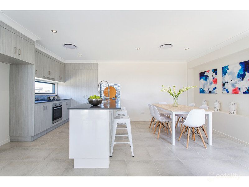 1 Hoop Ave, Hidden Valley, QLD 4703