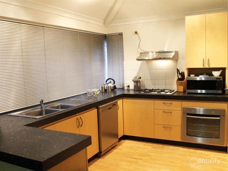 16a Davy St, Alfred Cove, WA 6154