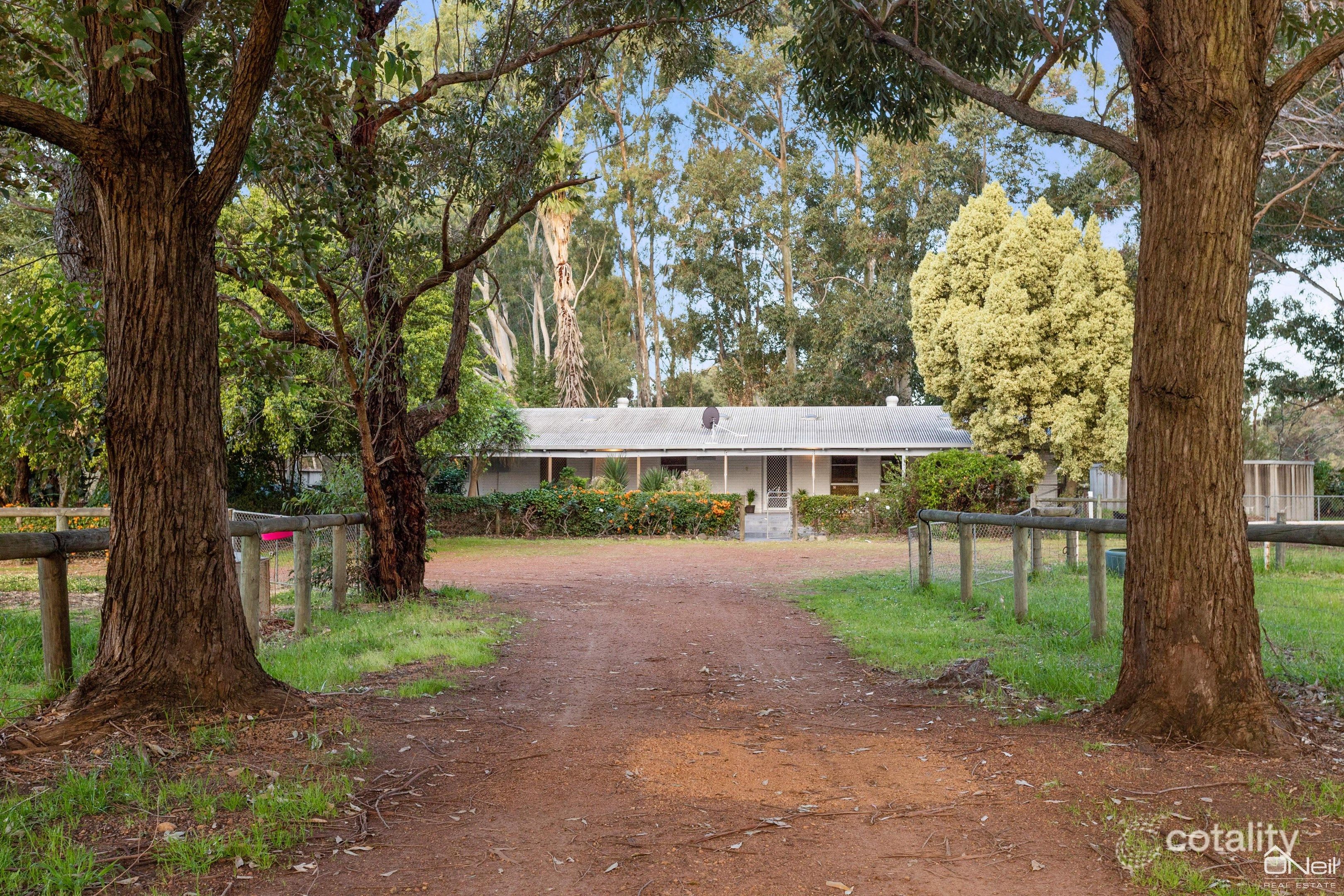 113 Taylor Rd, Mundijong, WA 6123