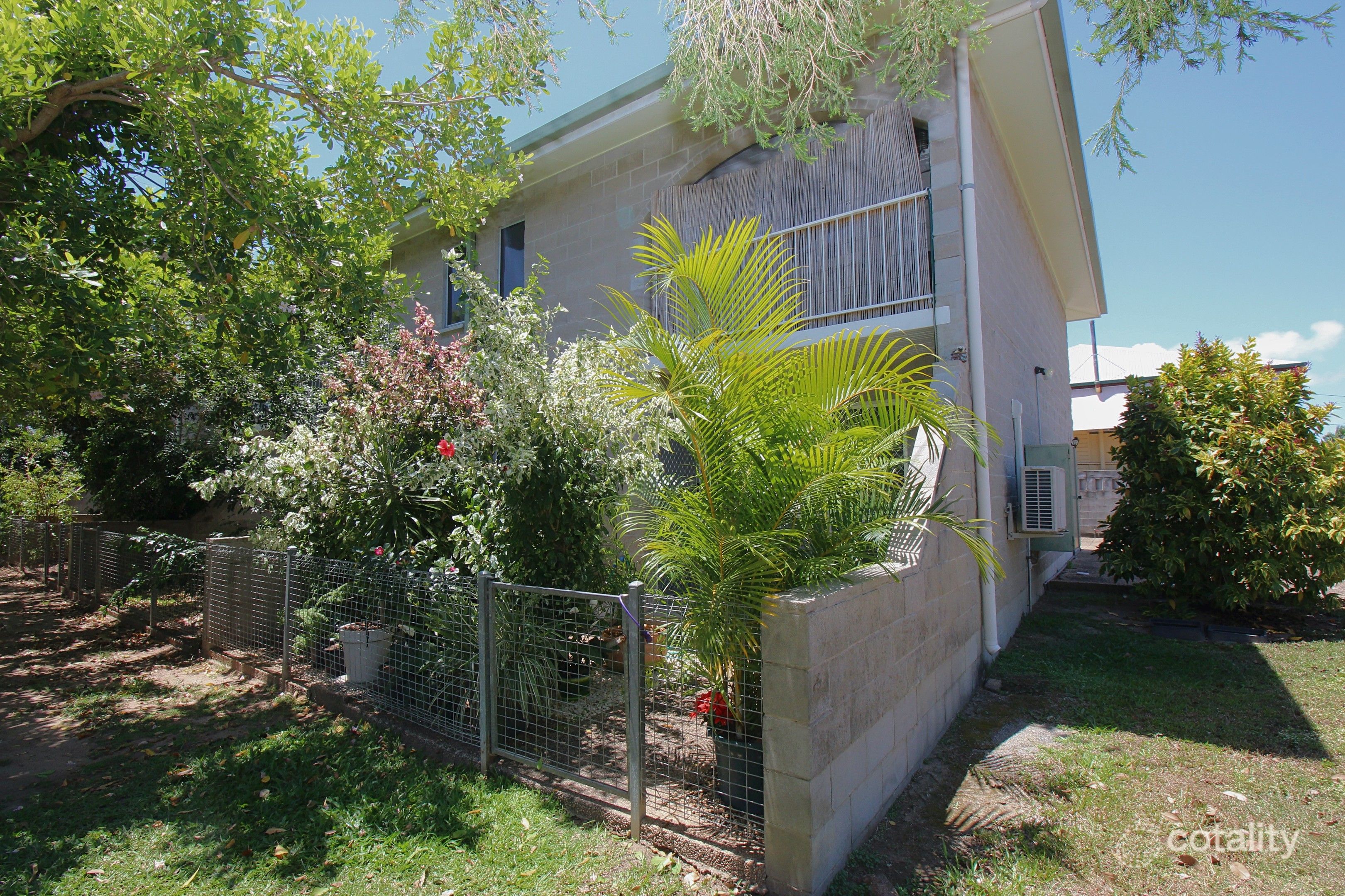 1/61 Camp St, Mundingburra, QLD 4812