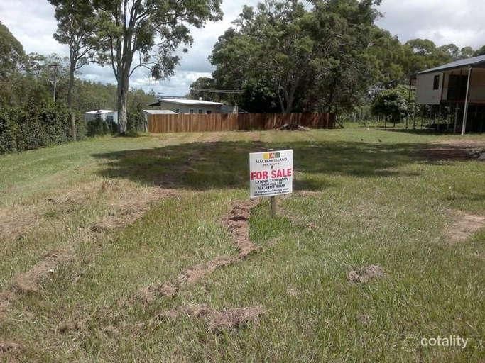 17 Alexander St, Macleay Island, QLD 4184
