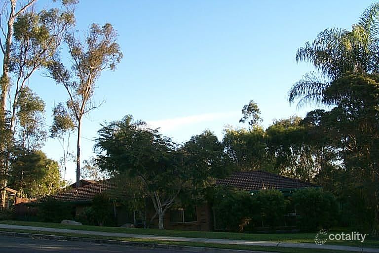 9 Macquarie Dr, Petrie, QLD 4502