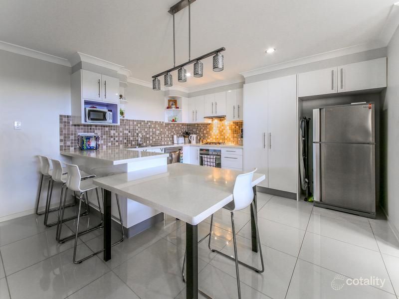 2/39 Achievement Dr, Ormeau, QLD 4208