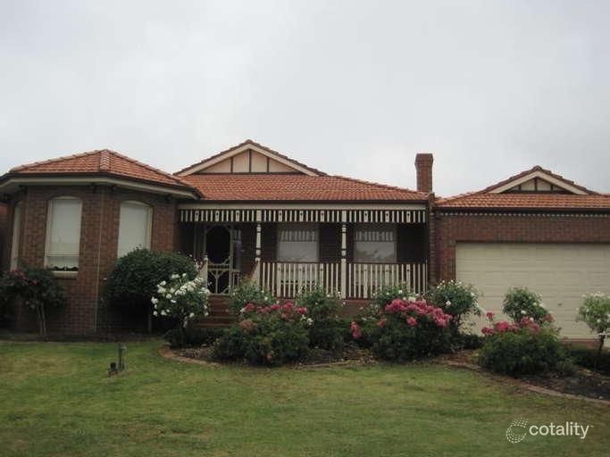 8 Blacksmith Dr, Attwood, VIC 3049