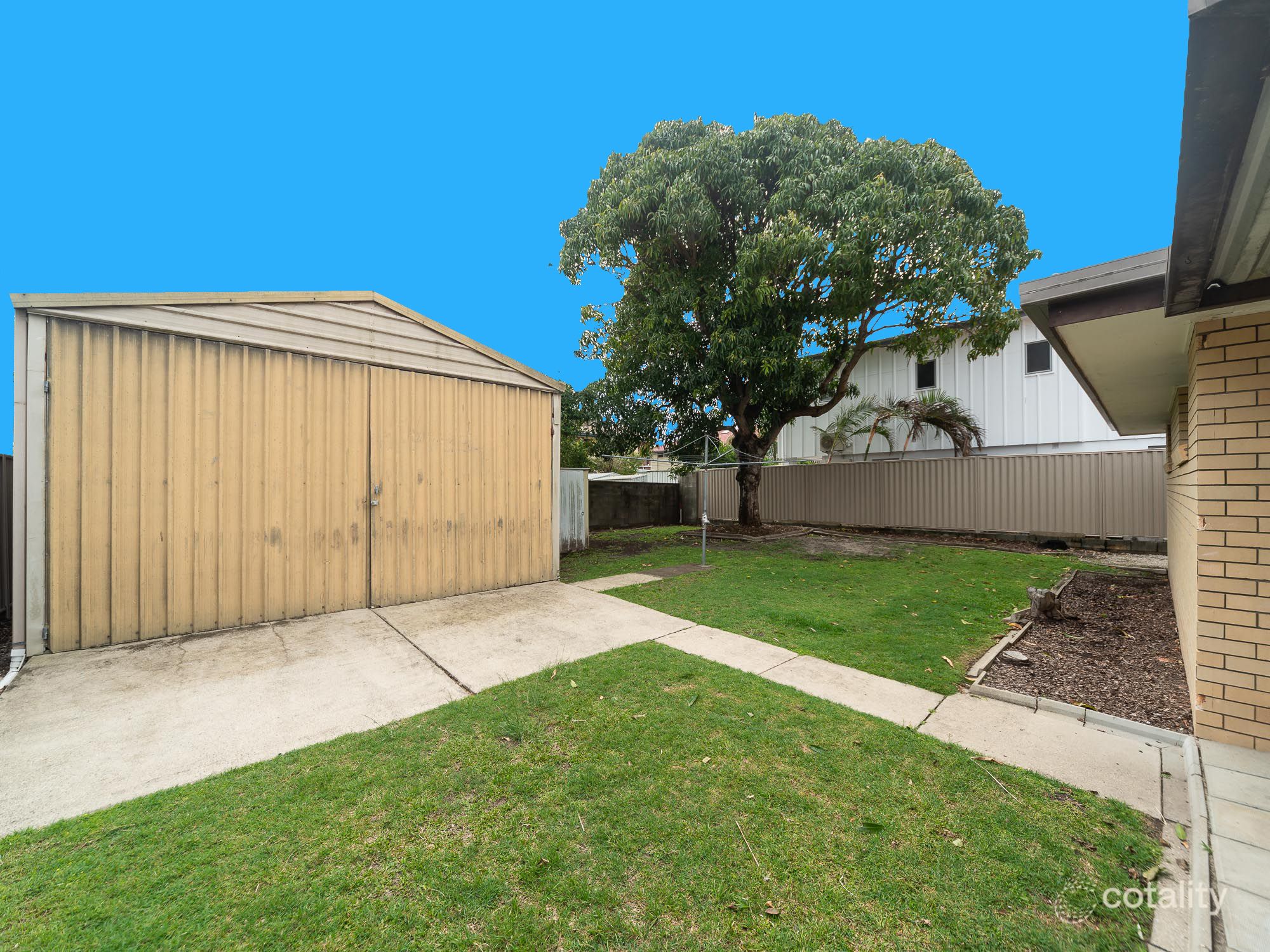 9 Donald Ave, Paradise Point, QLD 4216