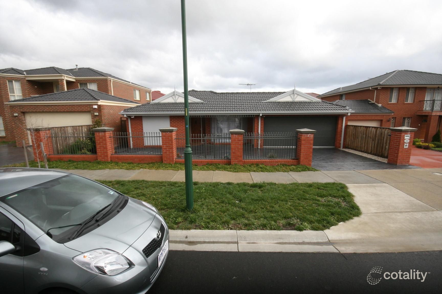 32 Seminary Cres, Scoresby, VIC 3179
