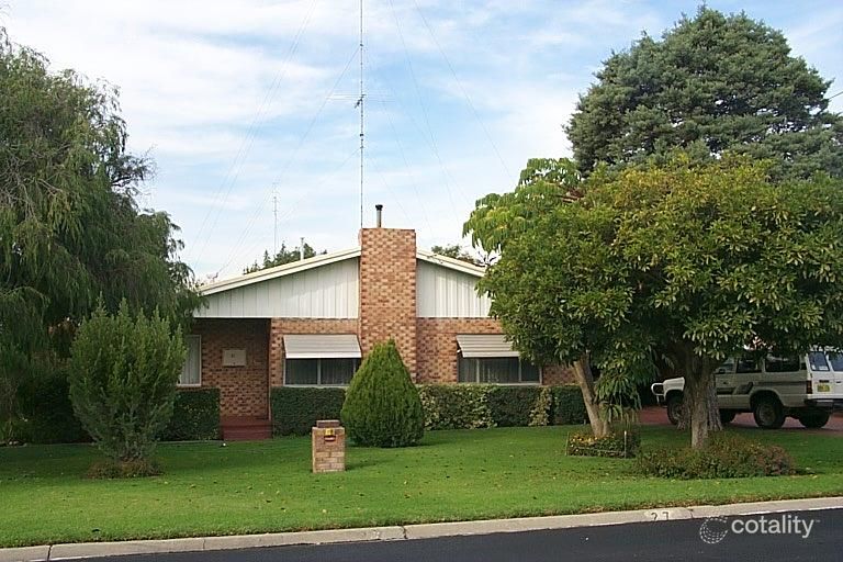 27 Montgomery Rd, South Bunbury, WA 6230