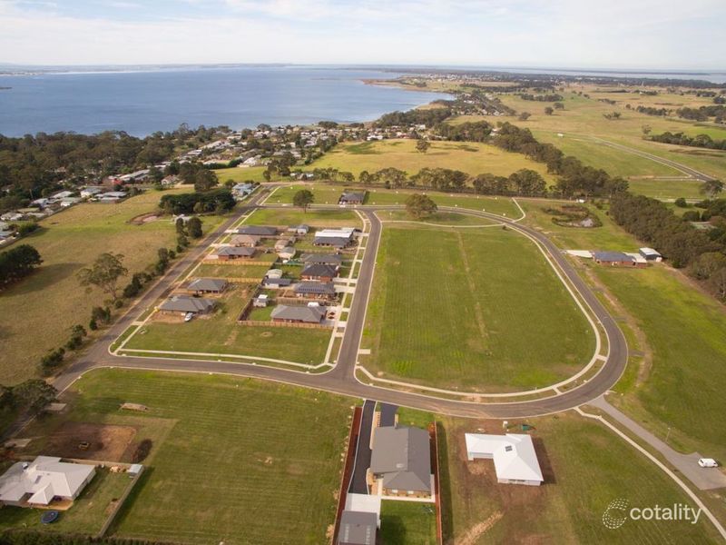 9 Maravito Tce, Eagle Point, VIC 3878