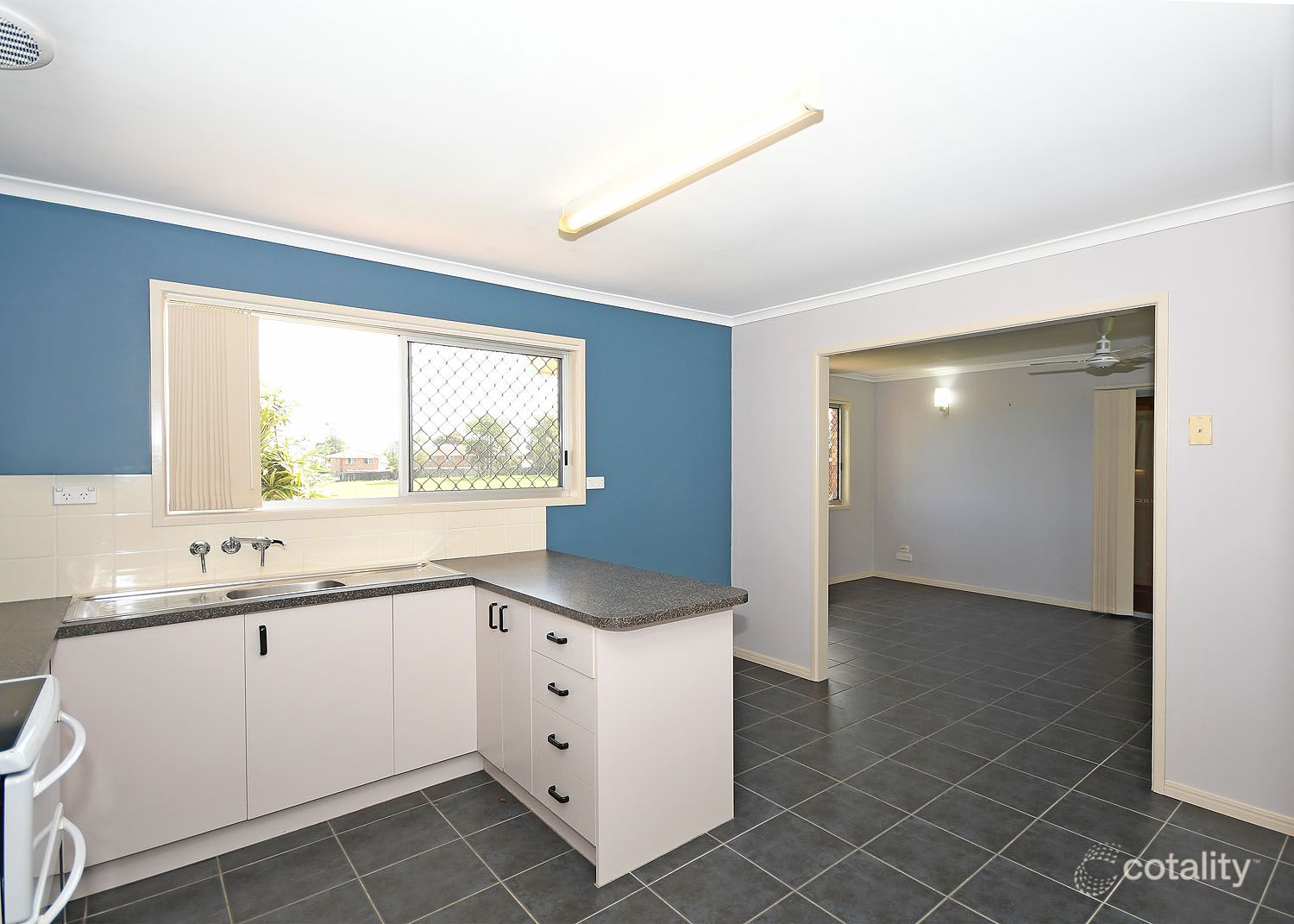 213 Boat Harbour Dr, Pialba, QLD 4655