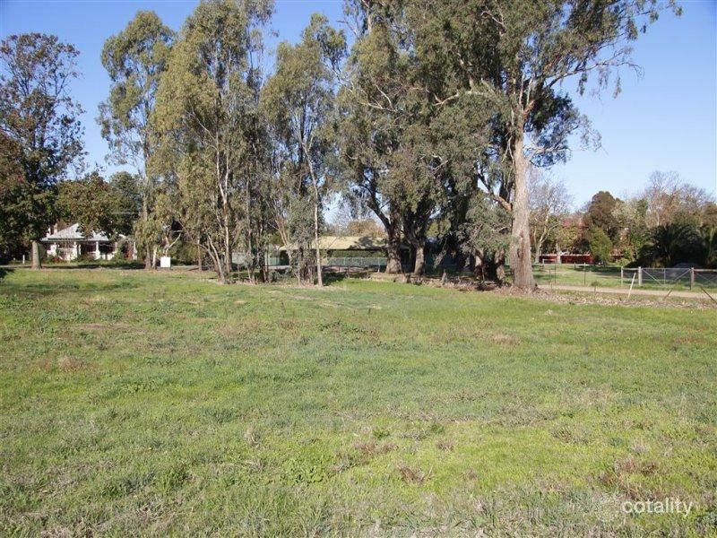 3 Lilac St, Violet Town, VIC 3669