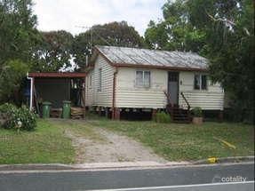 10 Fourth Ave, Caloundra, QLD 4551